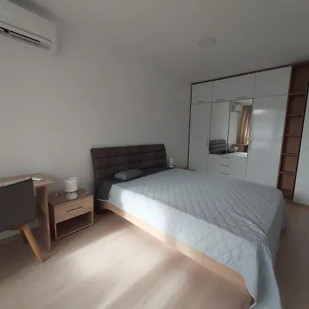 Sea Breeze * Burgas City