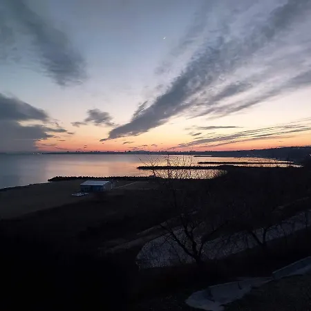 Apartment Sea Breeze