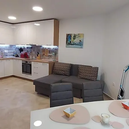 Apartment Sea Breeze