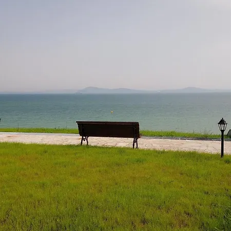 Apartment Sea Breeze