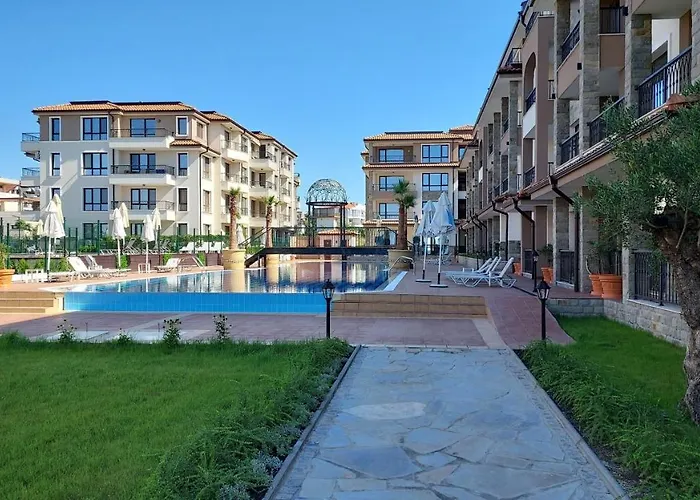 Sea Breeze Апартаменты *